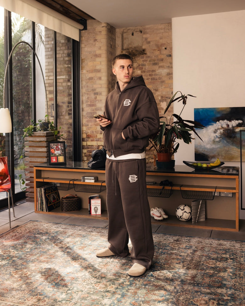 Club Basics Jogger - Mocha
