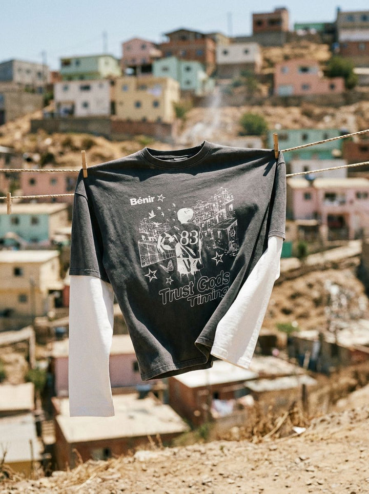 Favelas T-Shirt - Charcoal