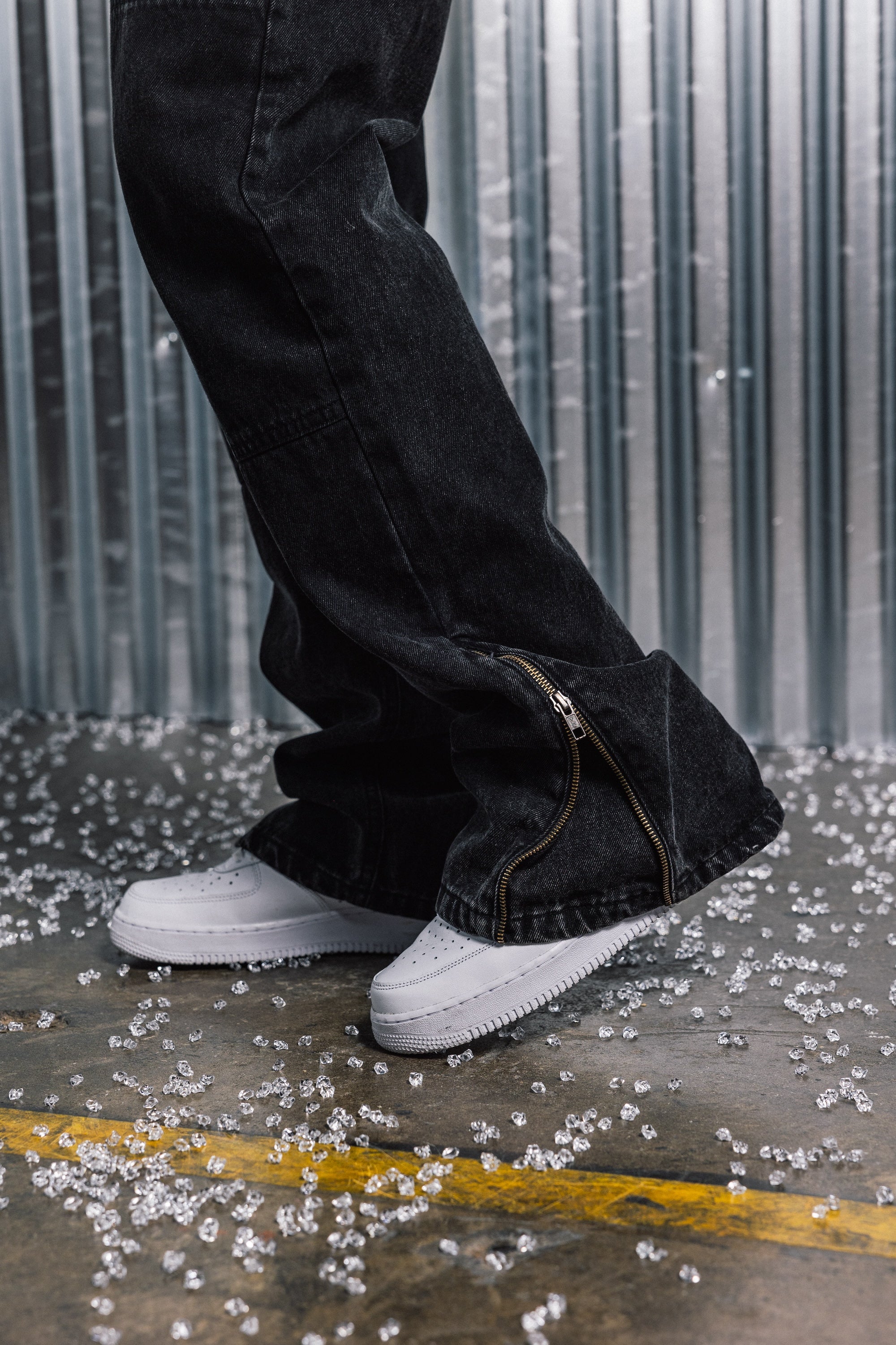 Zip Flare Denim - Blackout – Benir Clothing