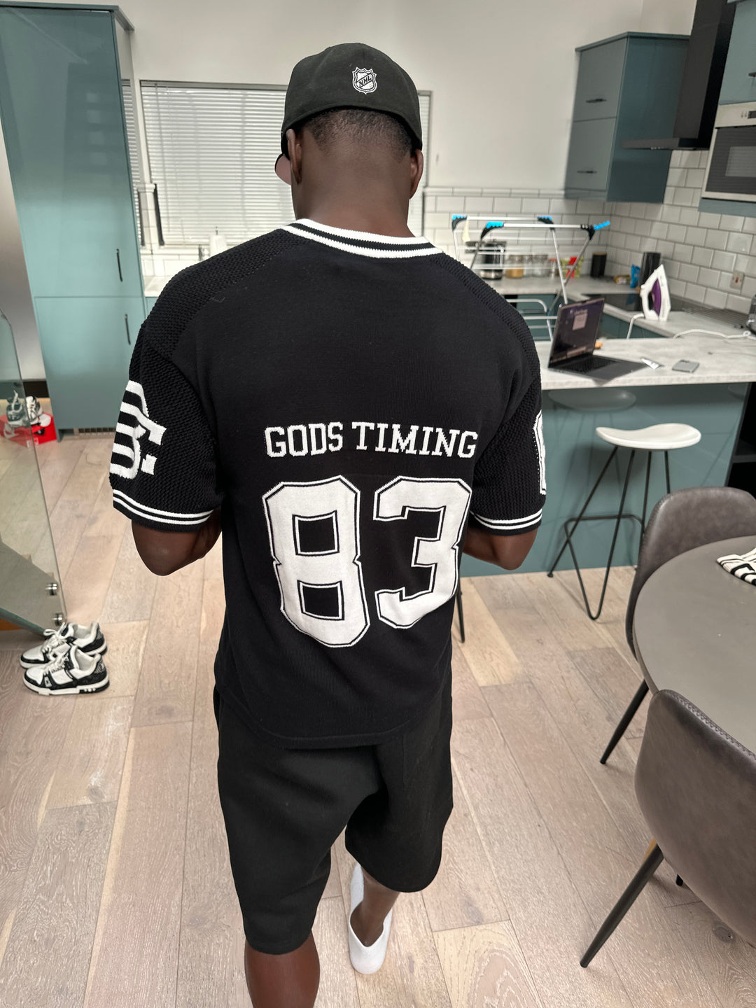 God’s Timing 83 knit Jersey - Black
