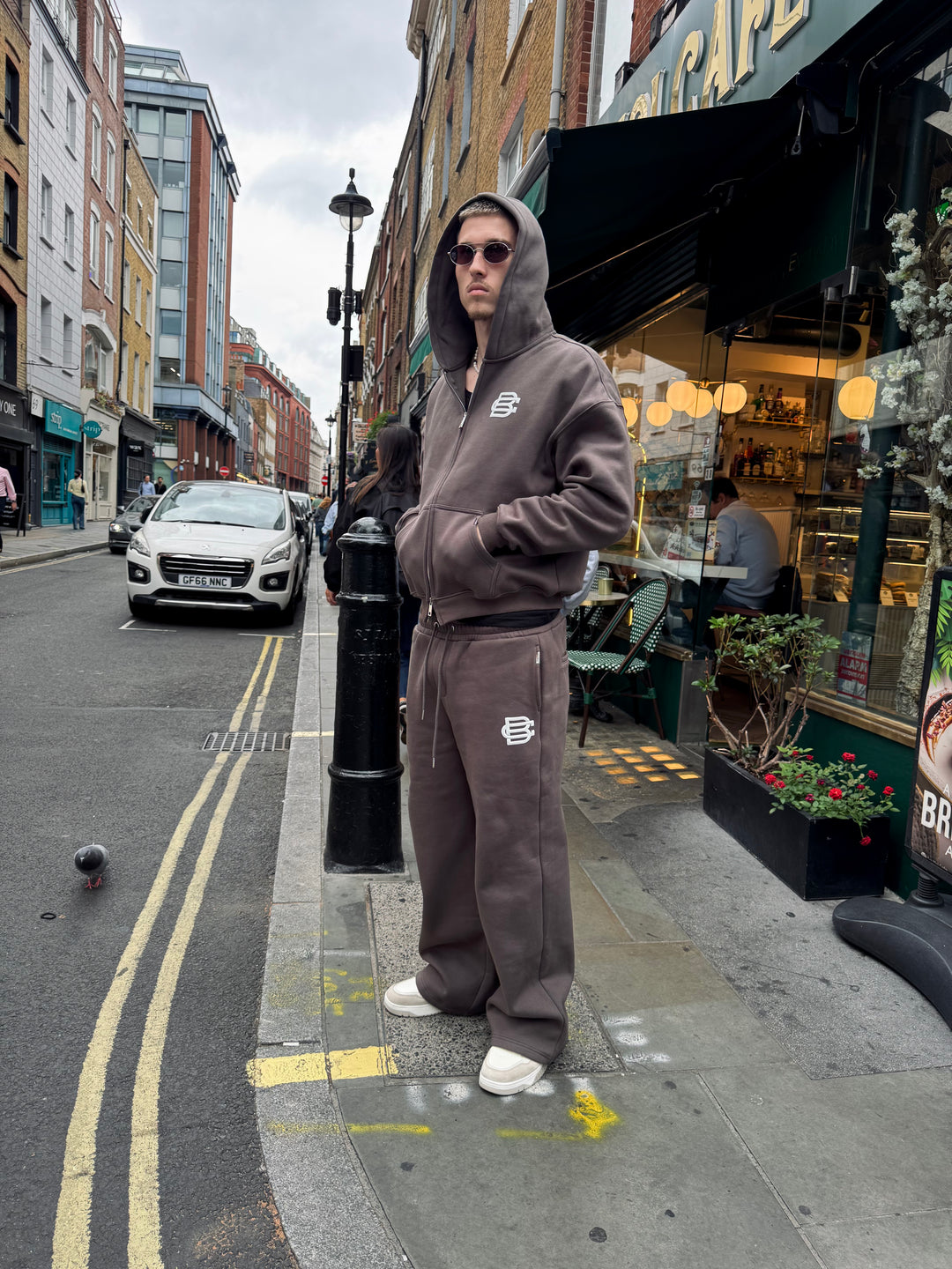 Bénir Club Basics Zip Hoodie - Mocha